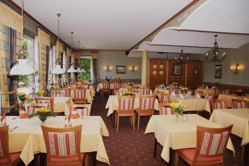 Hotel Restaurant Berghof Даун Экстерьер фото